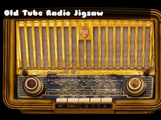Old Tube Radio Jigsaw - browser game screenshot