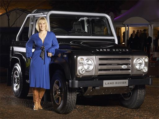 Land Rover Defender SVX Slide - browser game screenshot