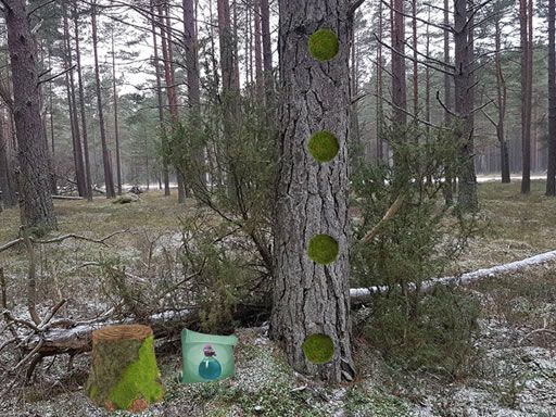 Return To The Frozen Forest - browser game screenshot