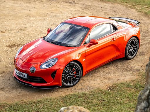 Alpine A110 S Puzzle - browser game screenshot