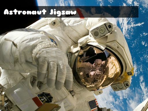Astronaut Jigsaw - browser game screenshot