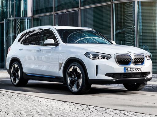 BMW iX3 2021 Puzzle - browser game screenshot